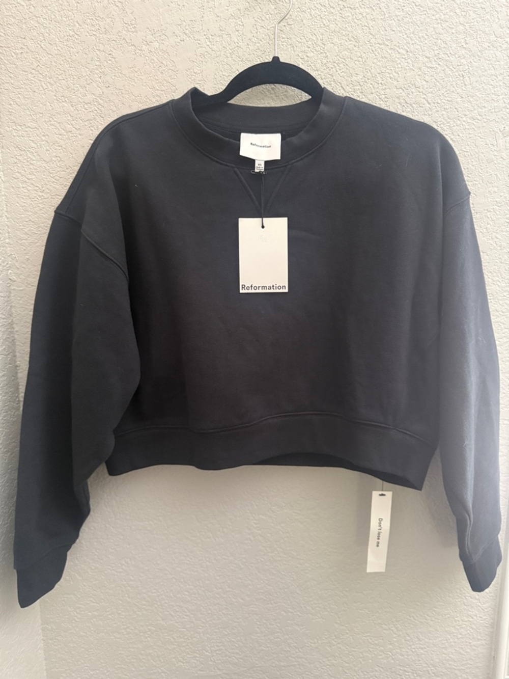 NWT Reformation Black Cropped Sweatshirt